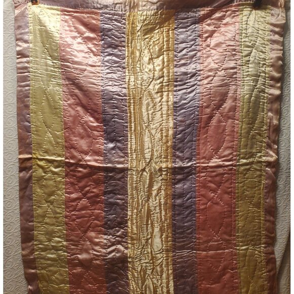 Vtg Silk Quilted Baby Blanket 43x36" Handmade Pastel Newborn Infant Toddler READ - Picture 9 of 9